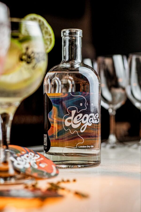 Degas Gin London Dry - Garrafa 750 Ml - Image 3